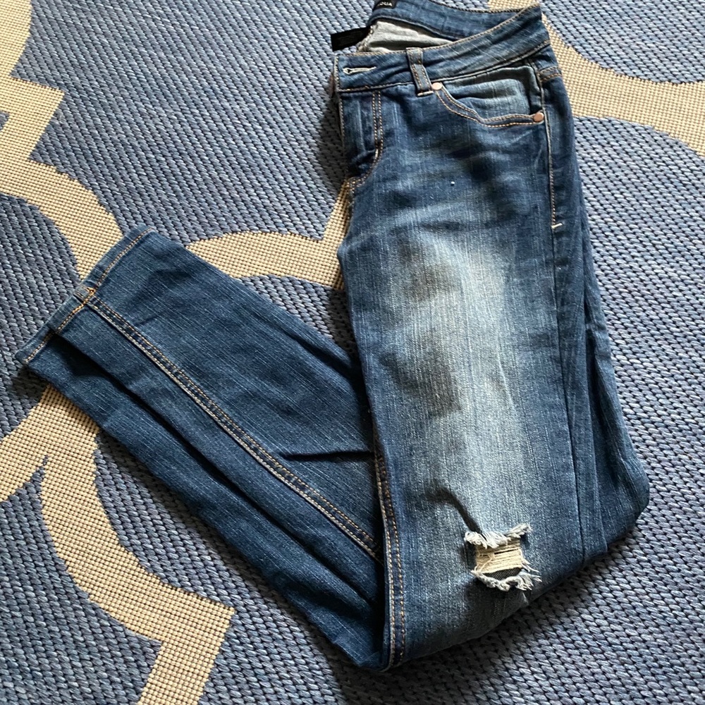 Aqua distressed skinny jeans